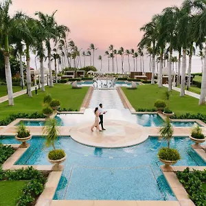 5* Station touristique Grand & Spa, A Waldorf Astoria